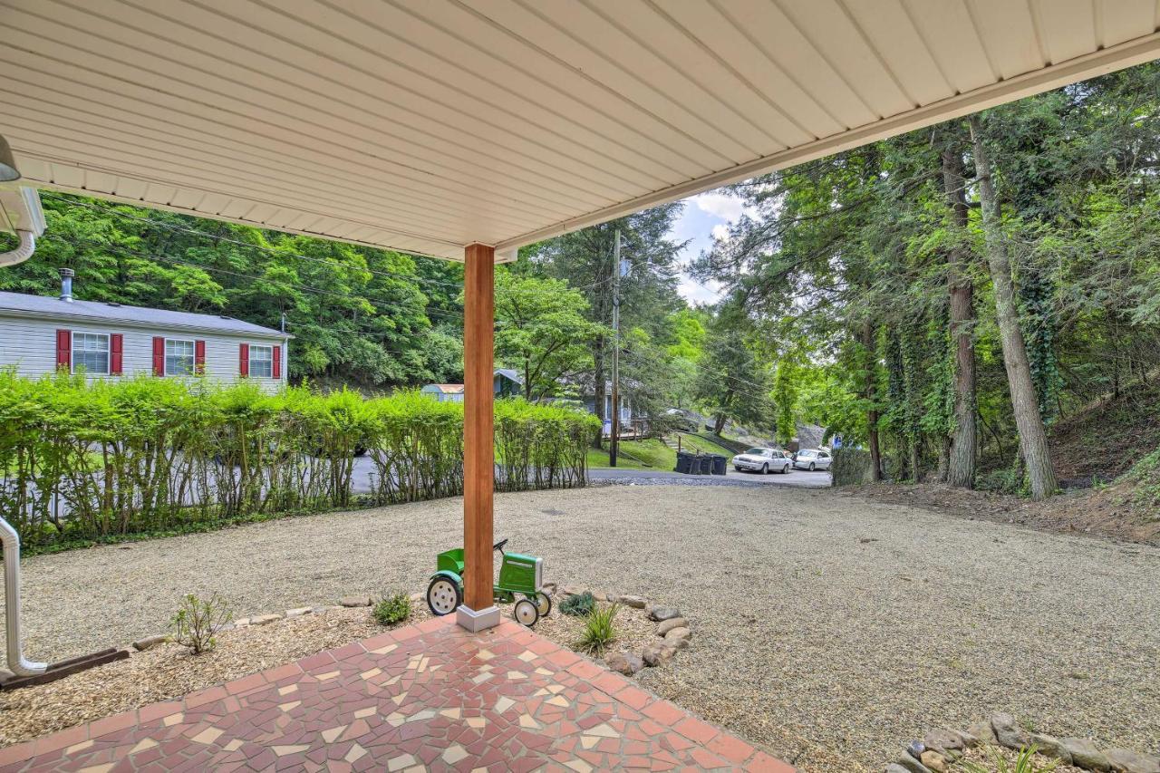 Updated Bristol Retreat About 2 Miles To Downtown! Bagian luar foto